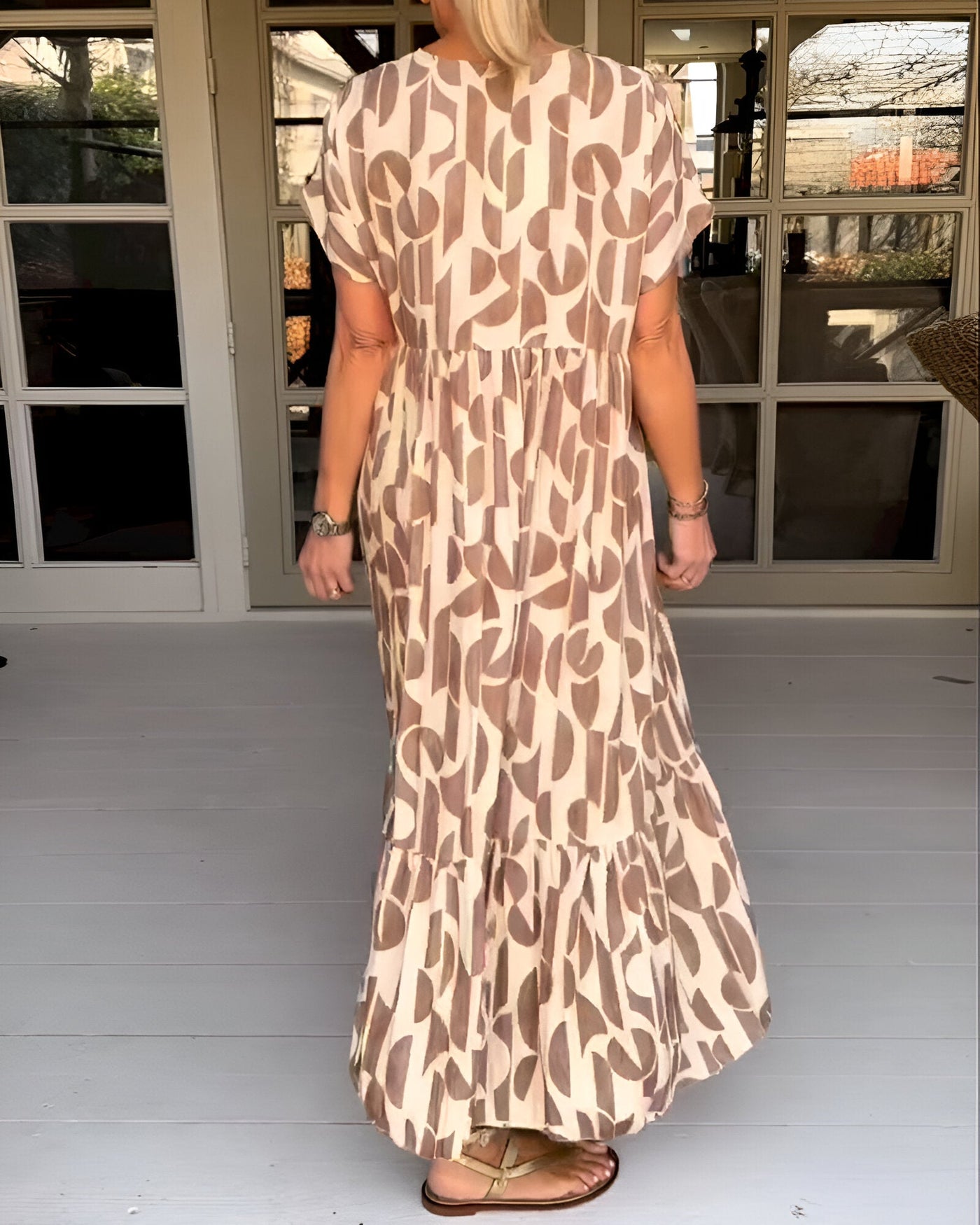 Felicia - Robe à col en V légère