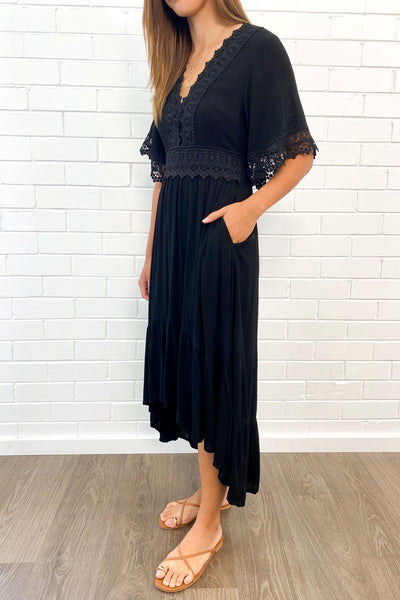 Solani - Élégante Robe Polyvalente