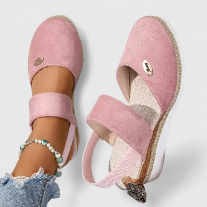 Cassaria - Sandales Élégantes Et Confortables